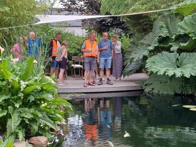 Open tuinen bij gilde leden Bruno en Liselotte Ulders - Clarysse in de Bloemenstraat te Moerzeke