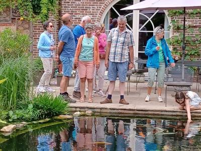 Open tuinen bij gilde leden Bruno en Liselotte Ulders - Clarysse in de Bloemenstraat te Moerzeke