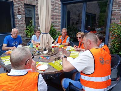 bezoek tuin Martin Claessens en zijn vrouw te Baasrode op 30-06-2024